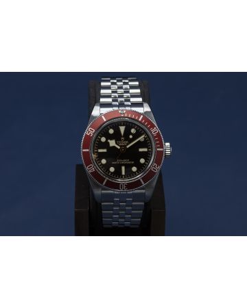 Pre-Owned Tudor Black Bay MT5602-U