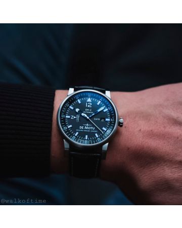 De Motu DM-Z -rannekello DMZ4202