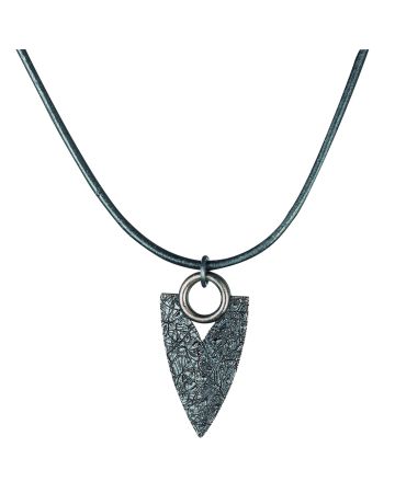 Kalevala Koru Elämän Roihu -kaulakoru nahkanauhalla 3269114100