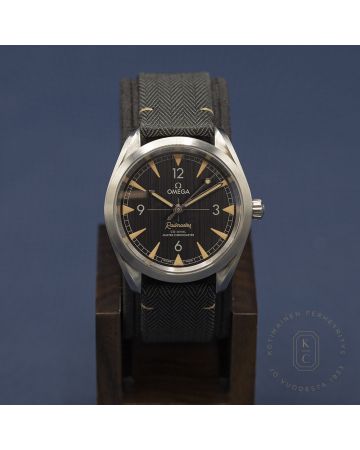 Pre-Owned Omega Railmaster 220.12.40.20.01.001 Co-Axial  Master Chronometer