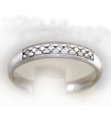 C.Granit -timanttisormus V9013