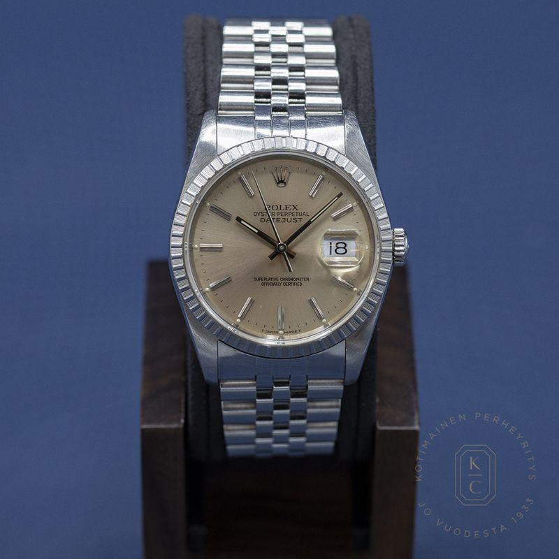Pre-Owned Rolex Datejust 16220-1