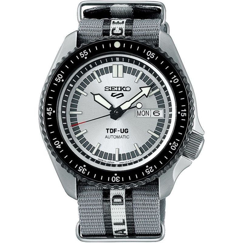 Seiko 5 Sports 55th Anniversary Ultraseven Limited Edition SRPJ79K1-1