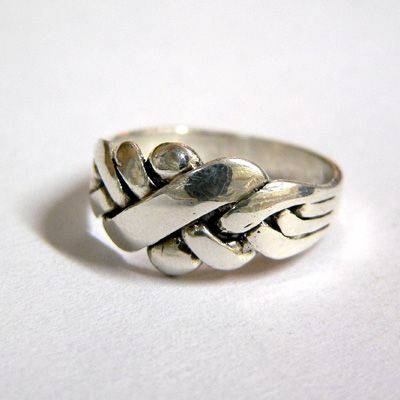 Hopeinen pirunnyrkkisormus 5104115