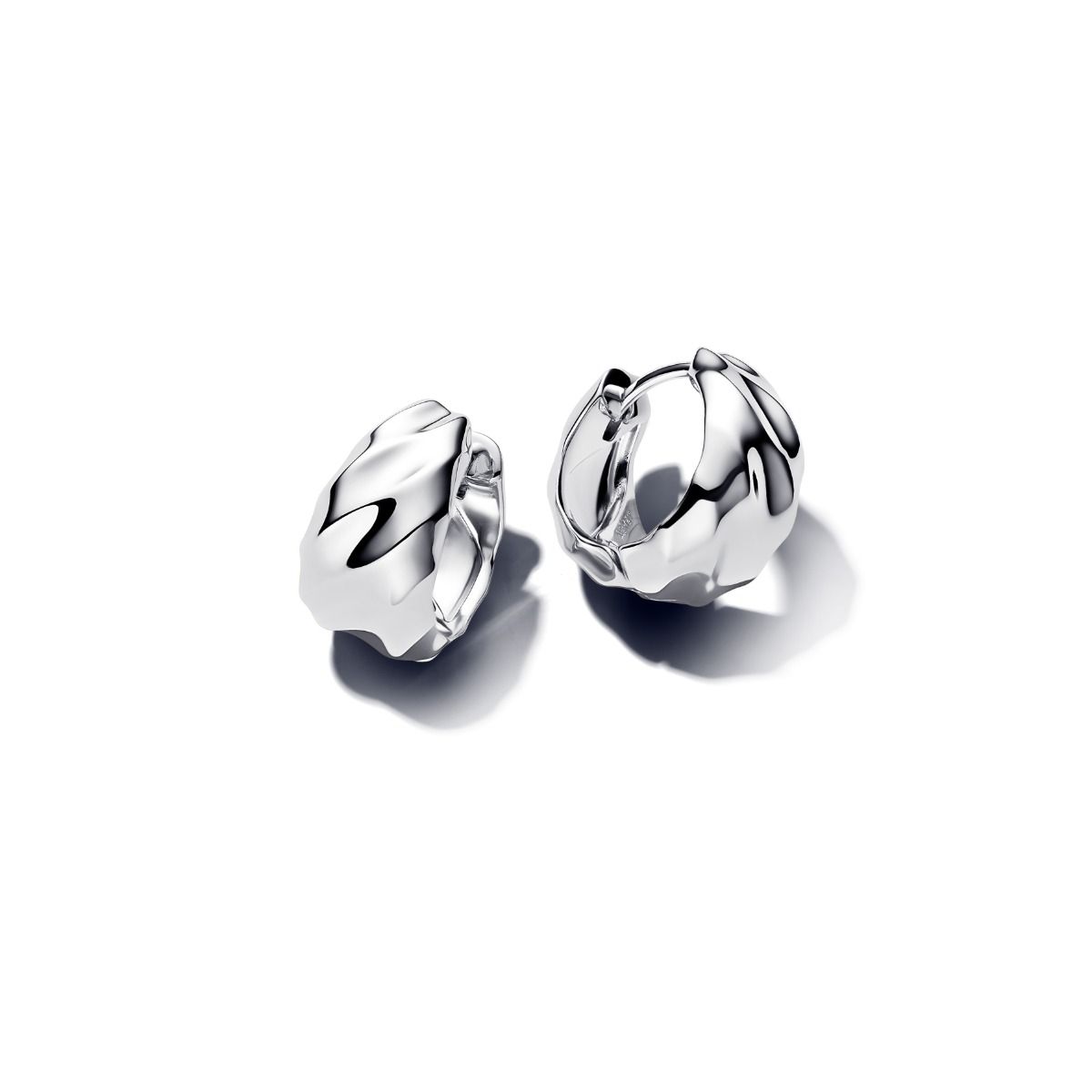 Pandora Rippled Small Hoop Ohrringe 293874C00
