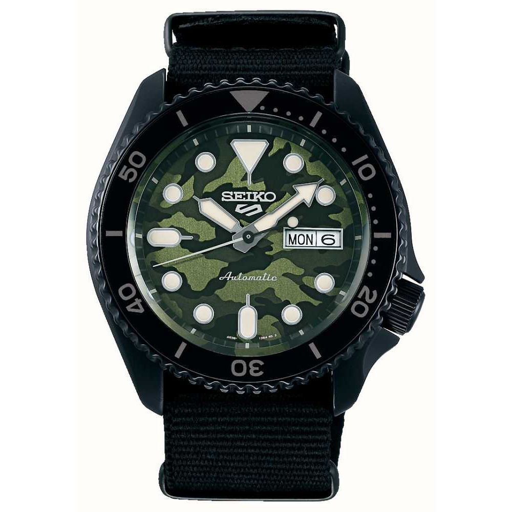 Seiko 5 Sports SRPJ37K1