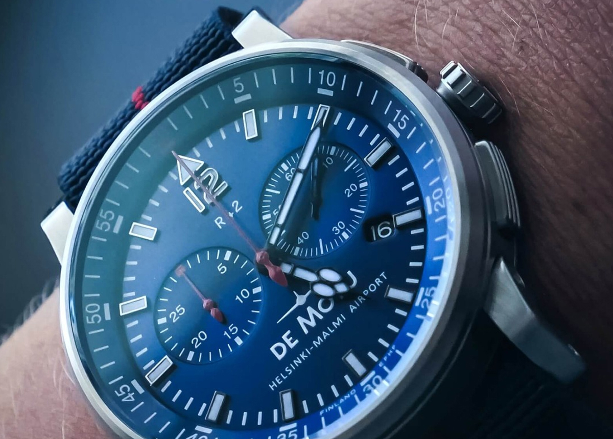 De Motu R42 MKII – Korkealaatuinen suomalainen pilottikello