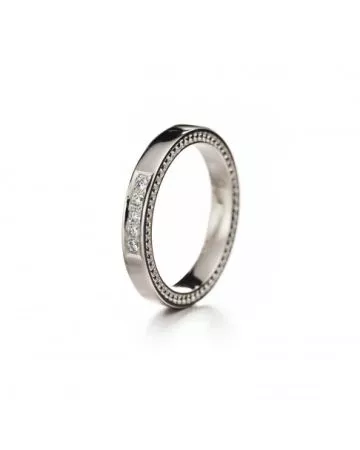 Lumoava Tahdon -timanttisormus 823330000-1