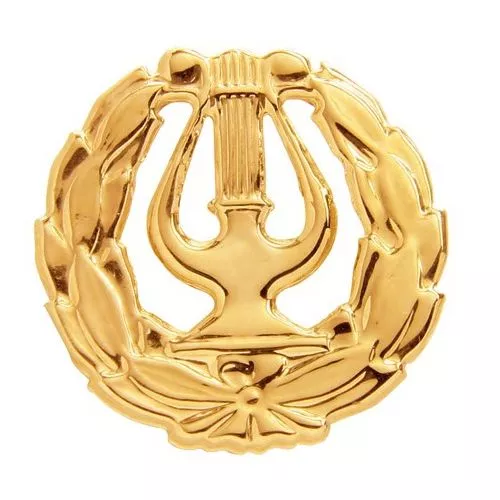 Lyyra - kultainen rintalyyra-1