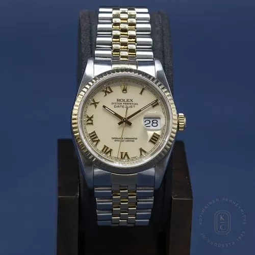 Pre-owned Rolex Datejust towtone 16233-1