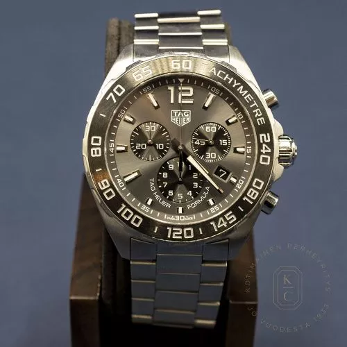 Pre-Owned Tag Heuer Formula 1 Chrono Quartz-1