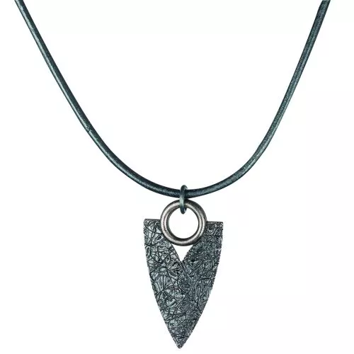 Kalevala Elämän Roihu -kaulakoru nahkanauhalla 3269114100-1