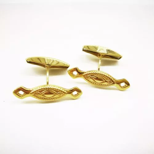 Kalevala Karelia -kalvosinnapit 14K 1766000-1