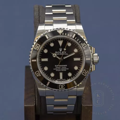 Pre- Owned Rolex Submariner "No date" 114060-1