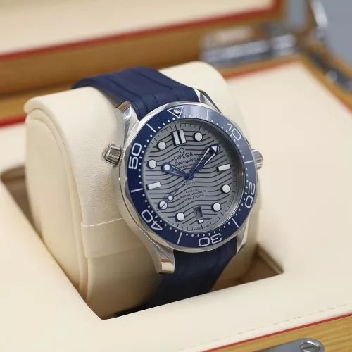 Pre-Owned Omega Seamaster 300-1