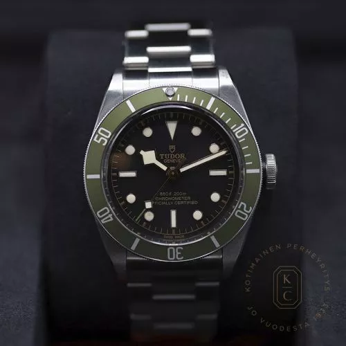 Pre-Owned Tudor Black Bay 79230G "Harrods"-13